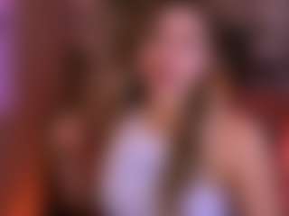 berry-alma's Live Sex Cam Show