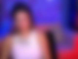 berry-alma's Live Sex Cam Show