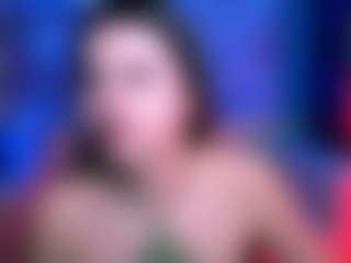 berry-alma's Live Sex Cam Show