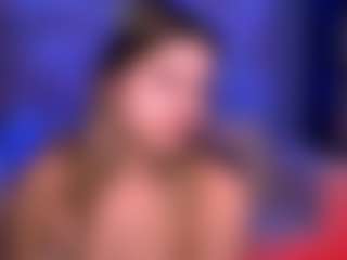 Live cam show with berry-alma - Green Eyes on intimatelivegirls.com