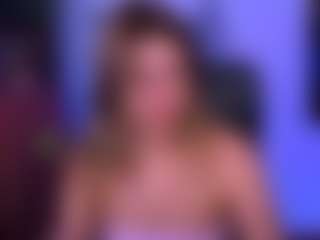berry-alma's Live Sex Cam Show