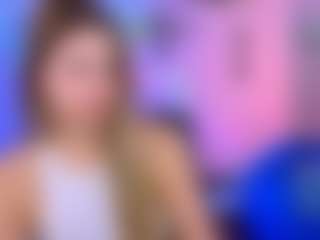 Live cam show with berry-alma - Ass Clapping on intimatelivegirls.com