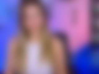 Live cam show with berry-alma - Green Eyes on Lustler