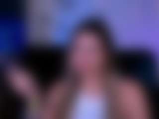 Live cam show with berry-alma - Flashing on AdultVida.com