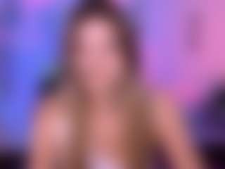 Live cam show with berry-alma - Moaning on Cam Slut