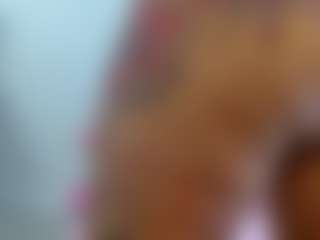 Live cam show with kokokwinn - Blonde Hair Shaved Pussy on Camsoda