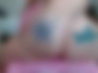 Live cam show with kokokwinn - Nipple Piercings on CSO-WL