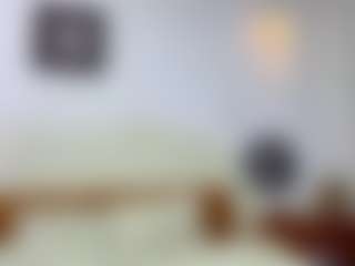Lora's Live Sex Cam Show