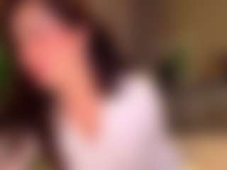 Lora's Live Sex Cam Show