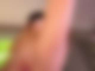 Lora's Live Sex Cam Show