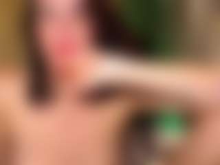 Lora's Live Sex Cam Show