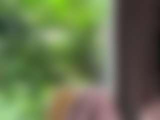 Live cam show with Lora - Average on CamClone