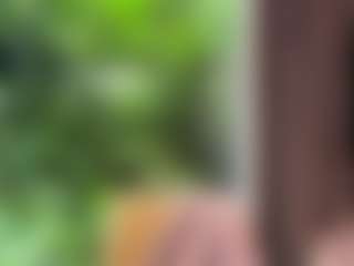 Live cam show with Lora - Smoking on sexylive.show