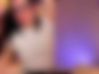 Lora's Live Sex Cam Show