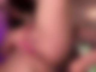 Lora's Live Sex Cam Show