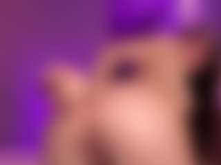 Lora's Live Sex Cam Show