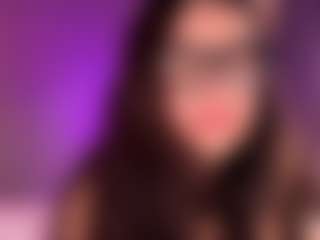 Lora's Live Sex Cam Show