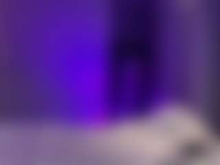 Lora's Live Sex Cam Show
