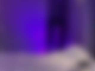 Lora's Live Sex Cam Show