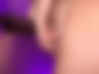 Lora's Live Sex Cam Show
