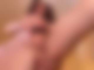 Live cam show with Lora - Nipple Piercings on Fling VIP Chat