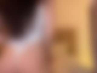 Live cam show with Lora - Lush on eurowanks.com
