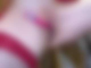 Lora's Live Sex Cam Show