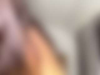 Lora's Live Sex Cam Show