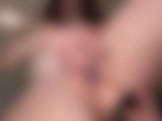 Lora's Live Sex Cam Show