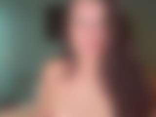 Lora's Live Sex Cam Show