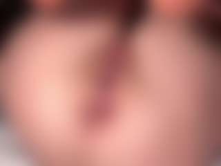 Lora's Live Sex Cam Show