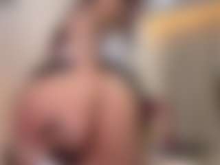 Lora's Live Sex Cam Show