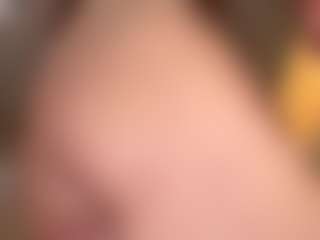 Live cam show with Lora - Nipple Piercings on nudelive.tv