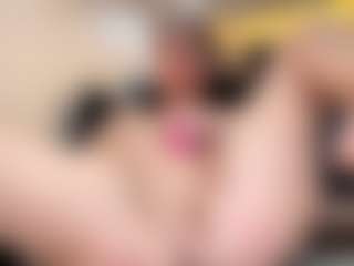 Lora's Live Sex Cam Show