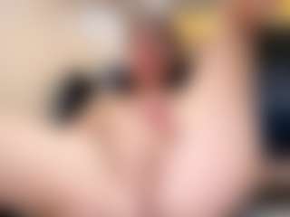 Lora's Live Sex Cam Show