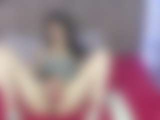 Live cam show with PERLA-IVAANNA - Skinny on Instabang
