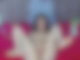 Live cam show with PERLA-IVAANNA - Gamer Mature on Adult Interactions
