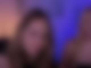 playful-sophie's Live Sex Cam Show