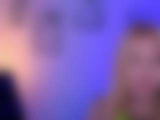 Show en direct avec playful-sophie - White sur Camsoda