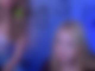 Live cam show with playful-sophie - Skinny on Livezox