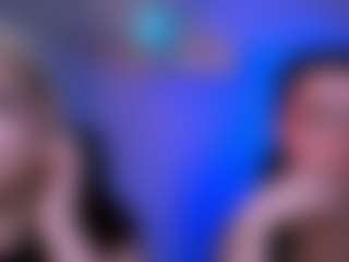 Live cam show with playful-sophie - Skinny on madthumbs