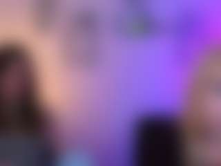 playful-sophie's Live Sex Cam Show