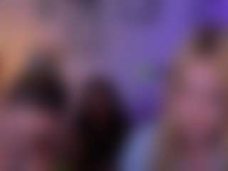 Live cam show with playful-sophie - Shaved Pussy on CamSodaAdn