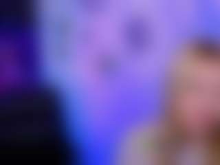 Live cam show with playful-sophie - Blonde Hair on eurowanks.com