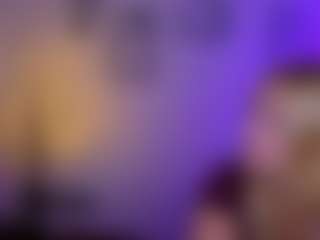 Live cam show with playful-sophie - Twerk on Mixed Magazine Live