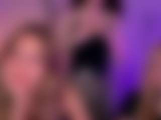 playful-sophie's Live Sex Cam Show
