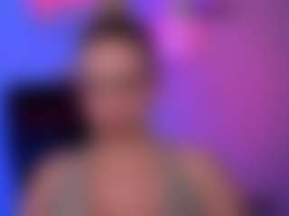 Live cam show with playful-sophie - HD on Camsoda