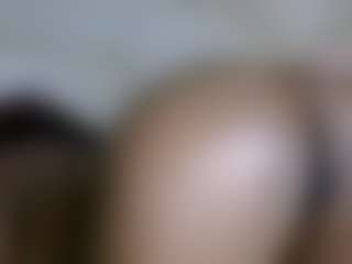 Live cam show with Sweetsanta98 - Public Ebony on studioflirtlive.com