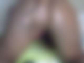 Live cam show with Sweetsanta98 - Ebony Blowjob on Camsoda