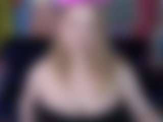 Live cam show with TinkerrBella - Gray Eyes on studioflirtlive.com